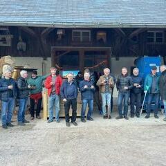 Männer, jetzt mal ran ans Kistenausladen!!