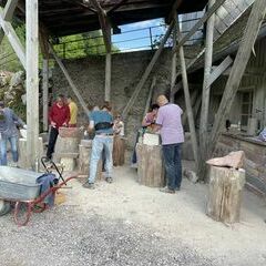 Fleißiges Schaffen im Gleichklang der Hammerschläge