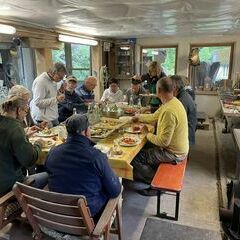 Mittagessen indoor nach Plan B