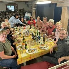 Kursteilnehmers Vesperabend fiel nicht ins Wasser, sondern fand wegen Unbillen des Wetters im Atelier statt ;-)