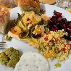 Das Büffet der Kursteilnehmerinnen kann sich aber sehen lassen :-)